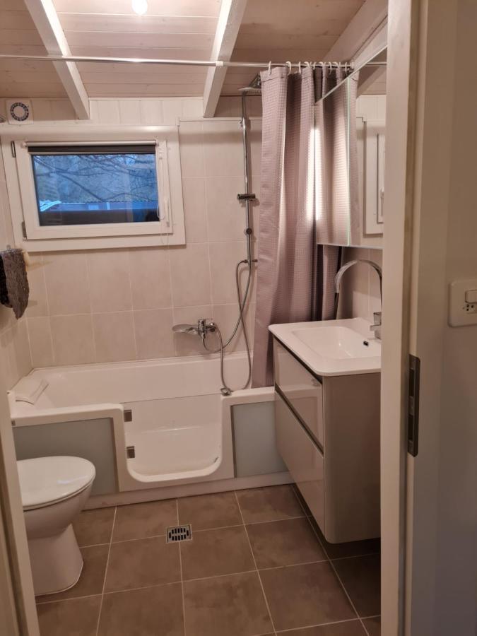 Rhone Cottage 4 Noville Экстерьер фото